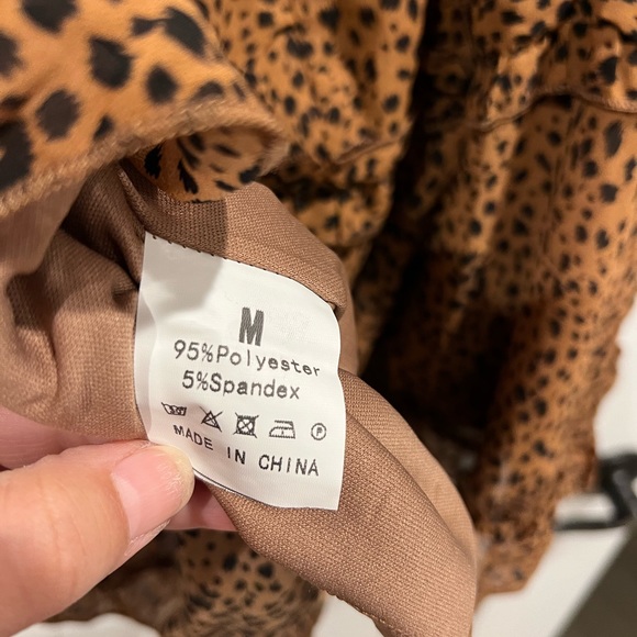 ☀️NWOT Leopard Ruffle Dress☀️ - Picture 4 of 10